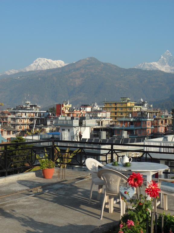 Hotel Nirvana Pokhara Ngoại thất bức ảnh