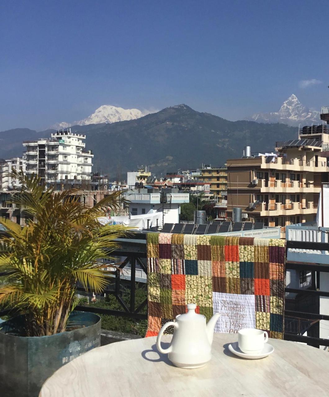 Hotel Nirvana Pokhara Ngoại thất bức ảnh